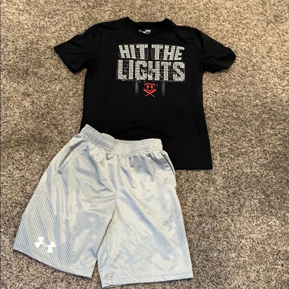 Under Armour short outfit